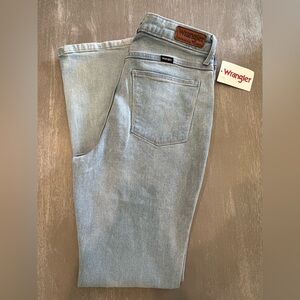 Wrangler Women's High Rise Bold Boot Jean size l0/32
